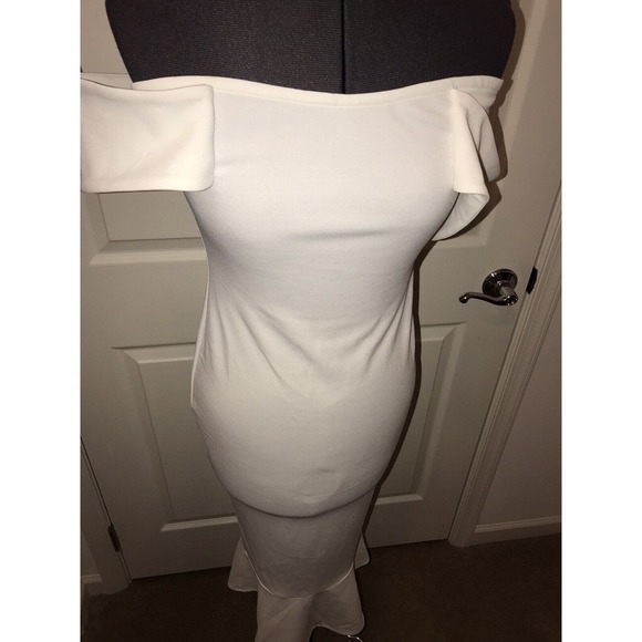 Strapless Midi Dress Size Medium, Sweetheart, Mermaid Hemline - Picture 3 of 9